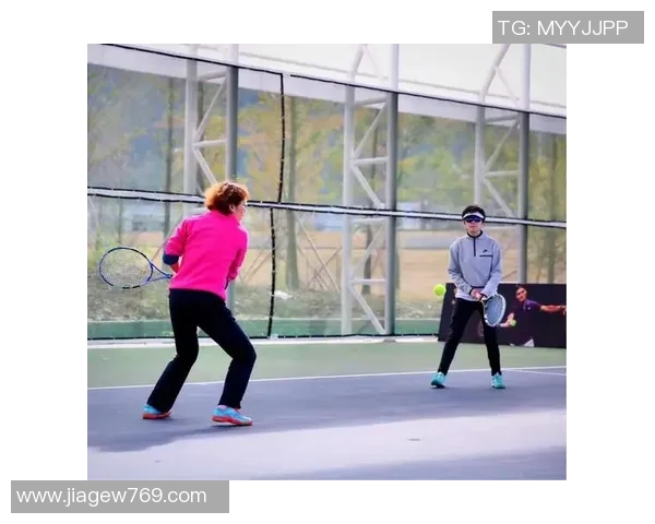 网球盛宴：深入杭州网球队的速度与激情之旅